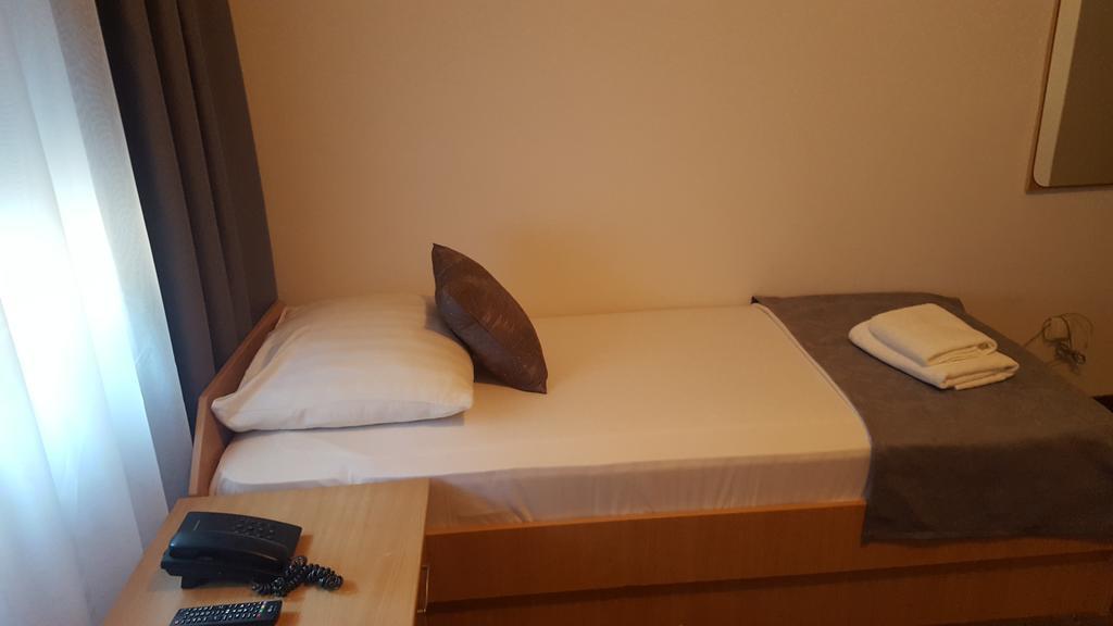 Hotel Amicus Mostar Kültér fotó